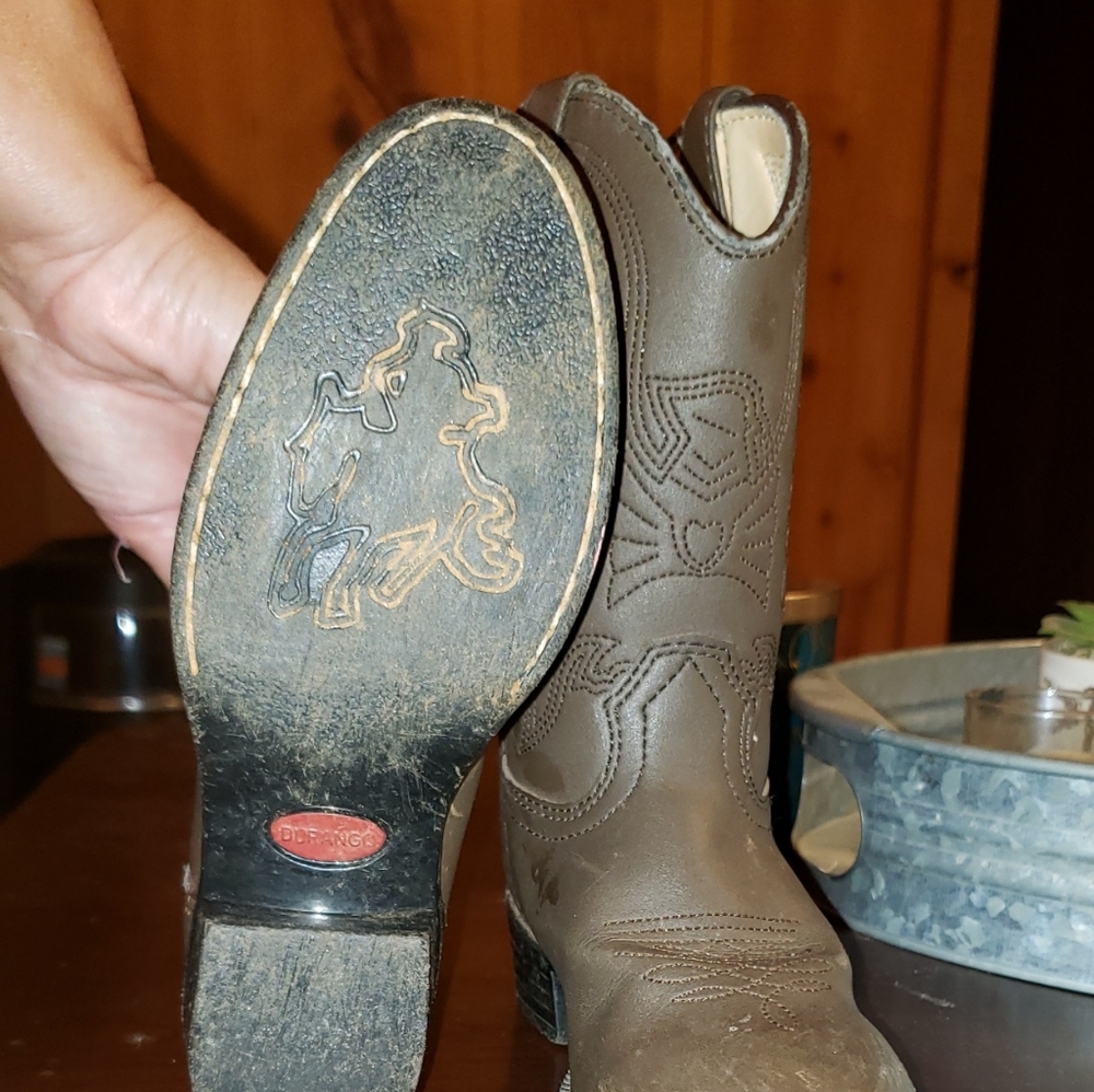 Child boots - Picture 3 of 3